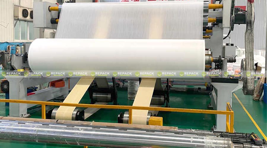 Máy móc dây chuyền sản xuất túi vải hiện đại tại xưởng Repack Máy móc dây chuyền sản xuất túi vải hiện đại tại xưởng Repack