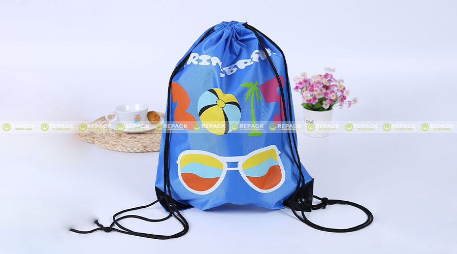 Balo túi rút vải dù in ấn các hình ảnh trang trí bắt mắt Balo túi rút vải dù in ấn các hình ảnh trang trí bắt mắt