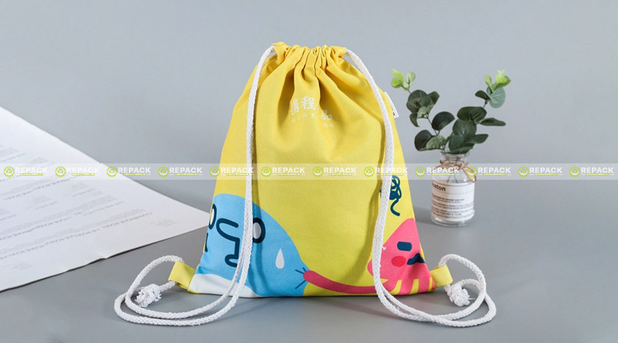 Mẫu balo dây rút - phụ kiện không thể thiếu trong những chuyến đi Mẫu balo dây rút - phụ kiện không thể thiếu trong những chuyến đi