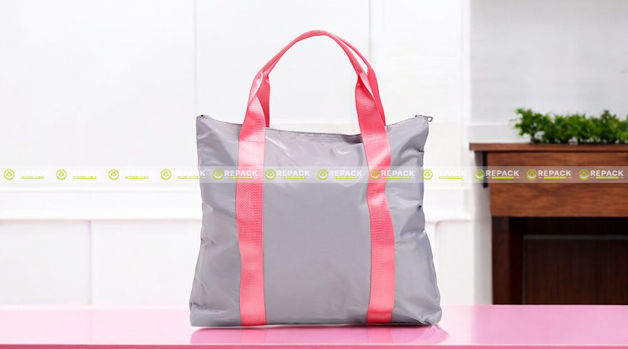Túi xách vải dù được sản xuất tại xưởng may Repack Túi xách vải dù được sản xuất tại xưởng may Repack