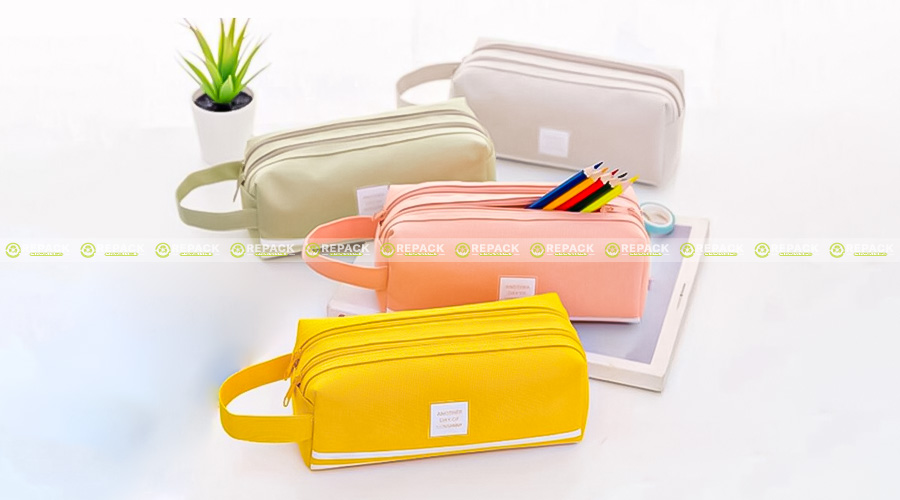 Ví vải canvas được sử dụng để đựng bút viết Ví vải canvas được sử dụng để đựng bút viết