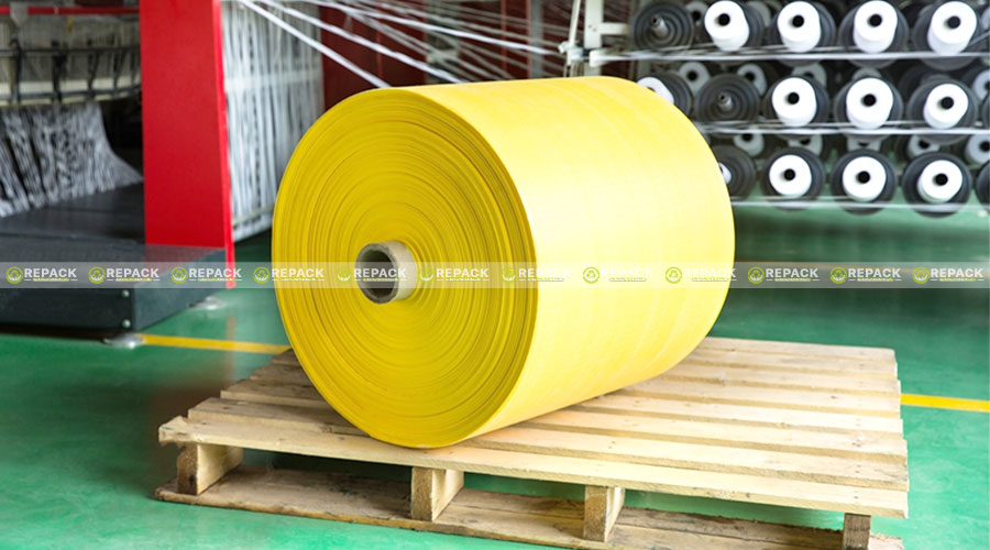 Kiểu dáng vải PP dệt dạng cuộn tròn lớn Kiểu dáng vải PP dệt dạng cuộn tròn lớn