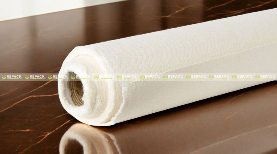 Vải canvas được đóng gói dưới dạng cuộn tròn