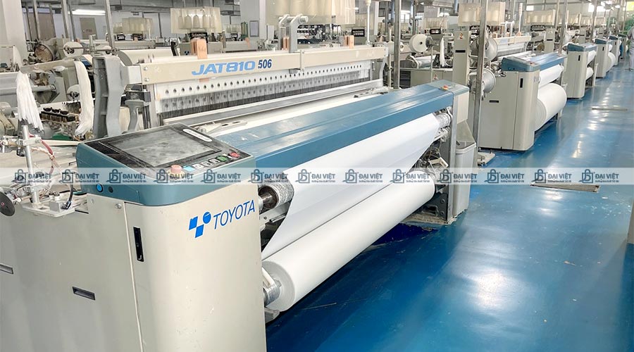 Hệ thống máy móc hiện đại, tự động tại xưởng túi vải Đại Việt