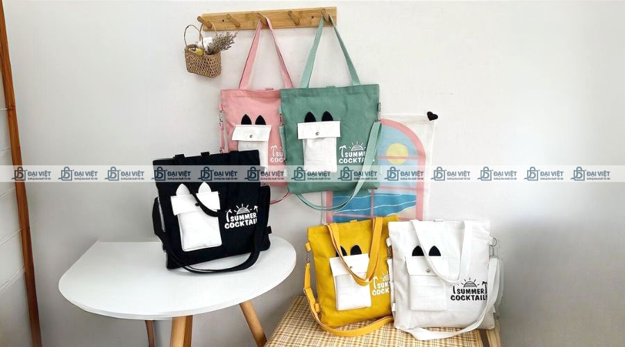 Màu sắc đa dạng của túi đeo chéo vải canvas