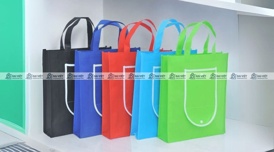 Màu sắc phong phú của túi vải không dệt gấp gọn