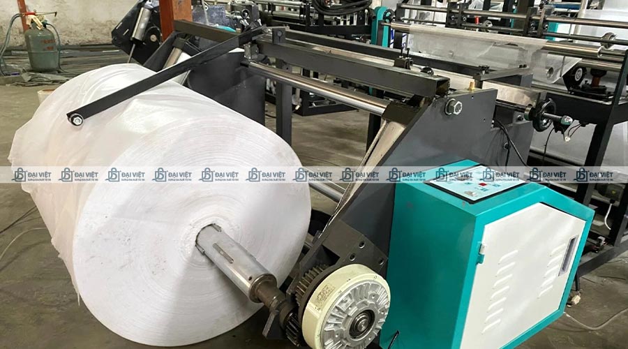 Máy móc công nghệ sản xuất túi vải hiện đại tại Đại Việt
